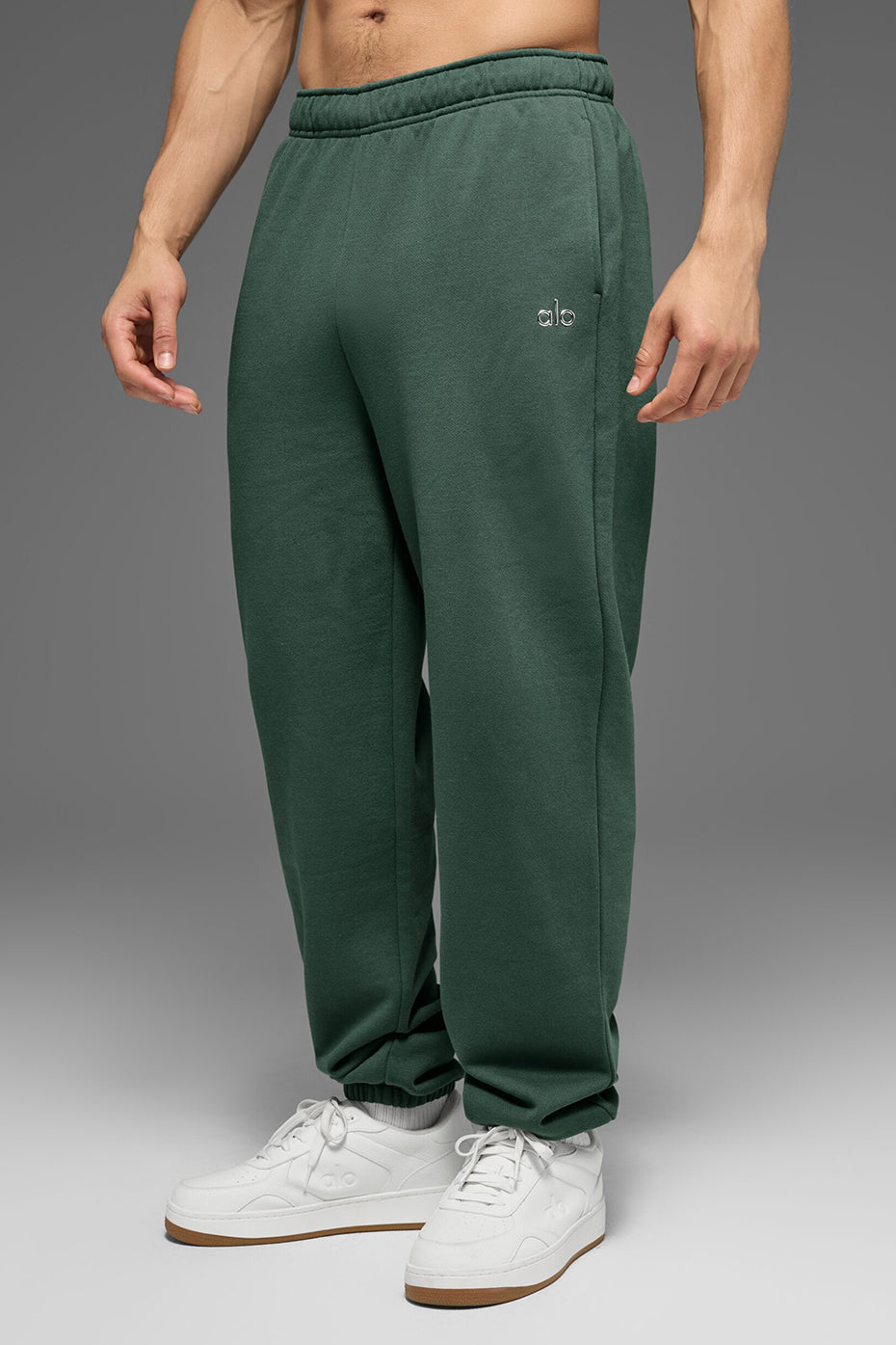 Alo Yoga Accolade Sweatpant - Clover Green