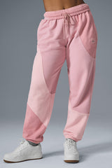 Alo Yoga Make Waves Sweatpant - Sunset Pink Tonal