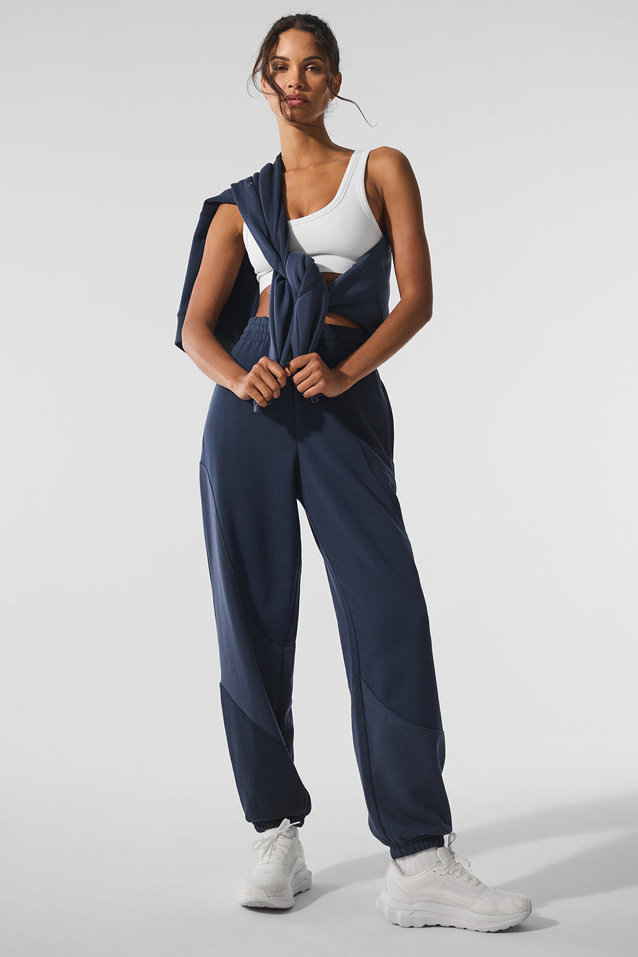 Alo Yoga Make Waves Sweatpant - Navy Tonal