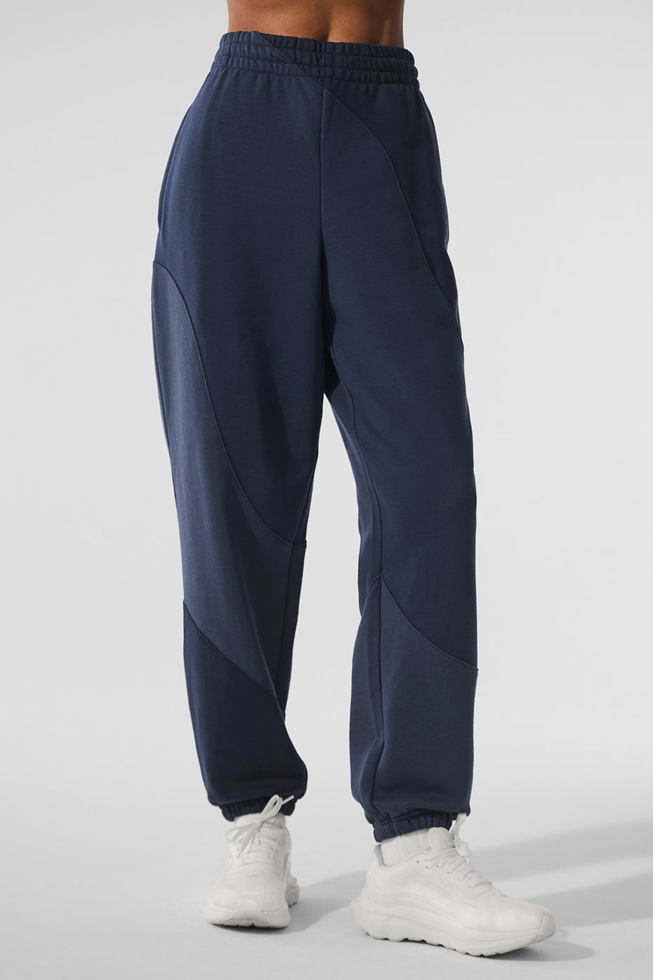 Alo Yoga Make Waves Sweatpant - Navy Tonal
