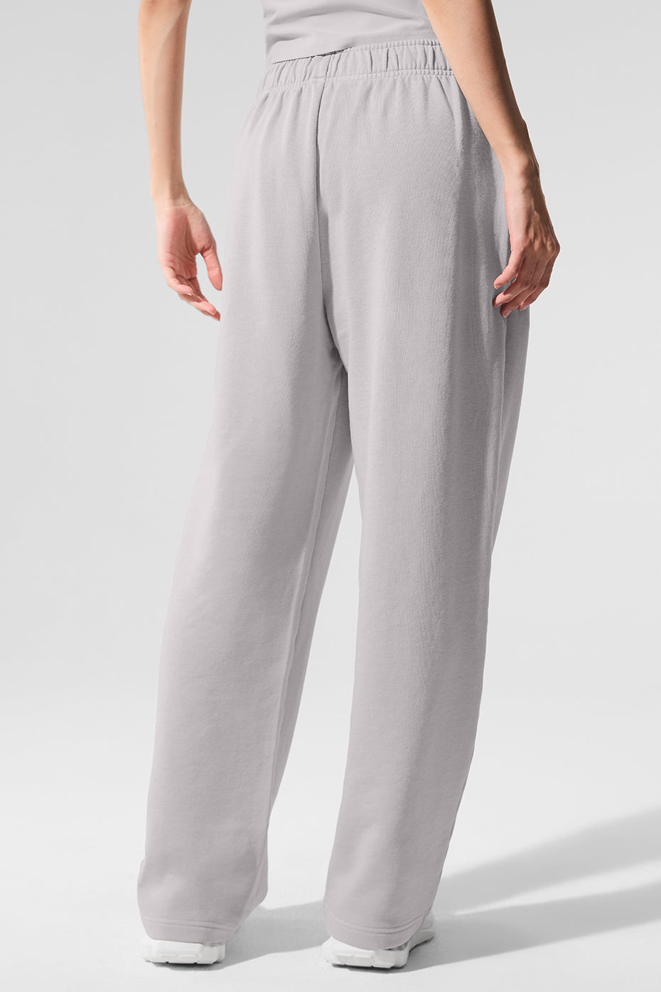 Alo Yoga Washed Accolade Straight Leg Sweatpant - Grey Sky Wash