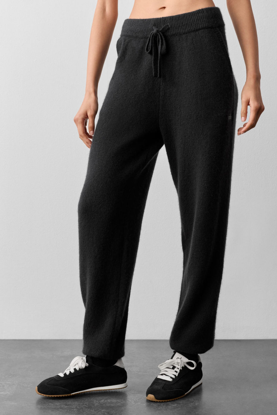 Alo Yoga Wool Cashmere New Class Sweatpant - Black