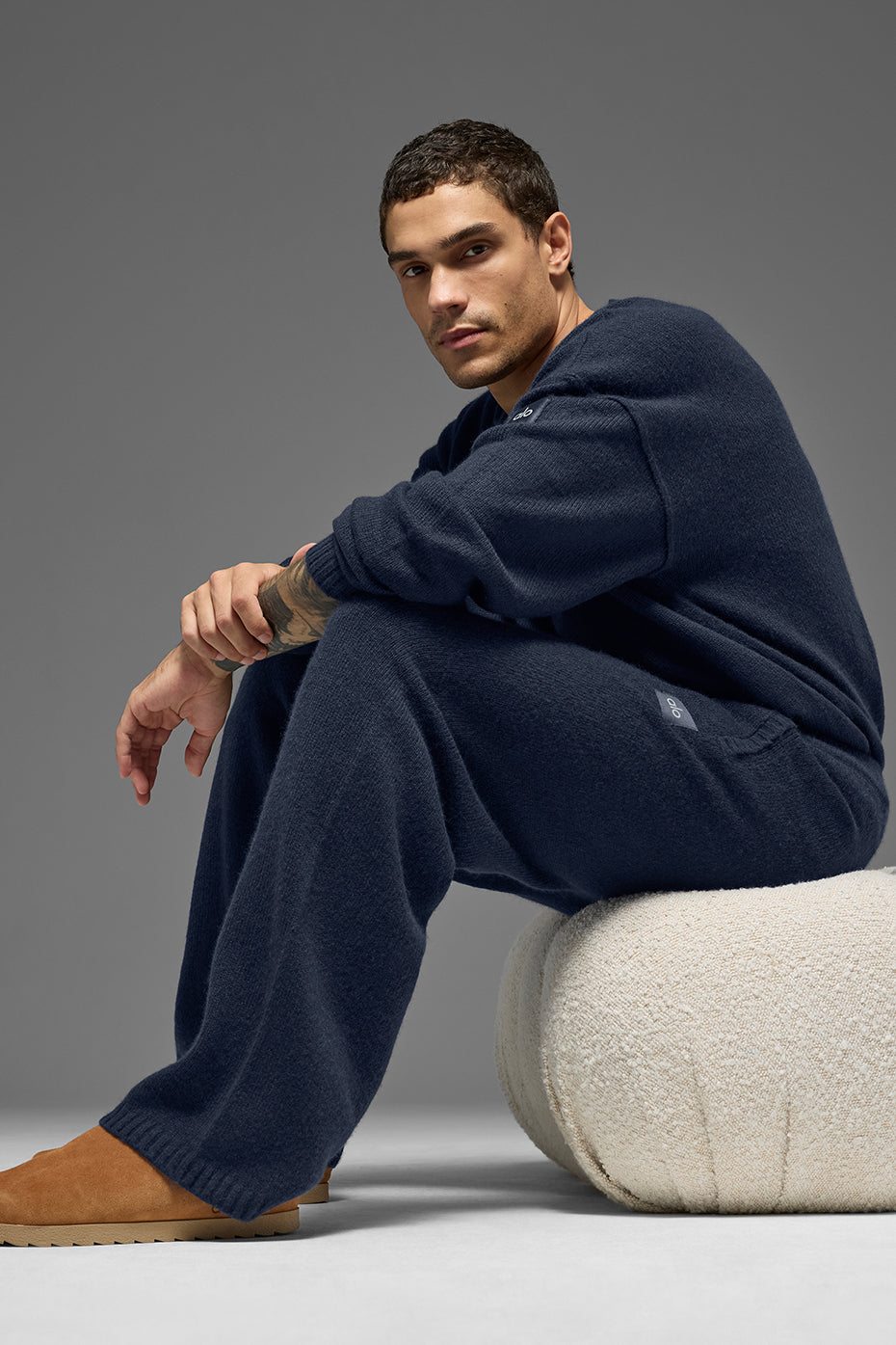 Alo Yoga Wool Cashmere New Class Sweatpant - Navy