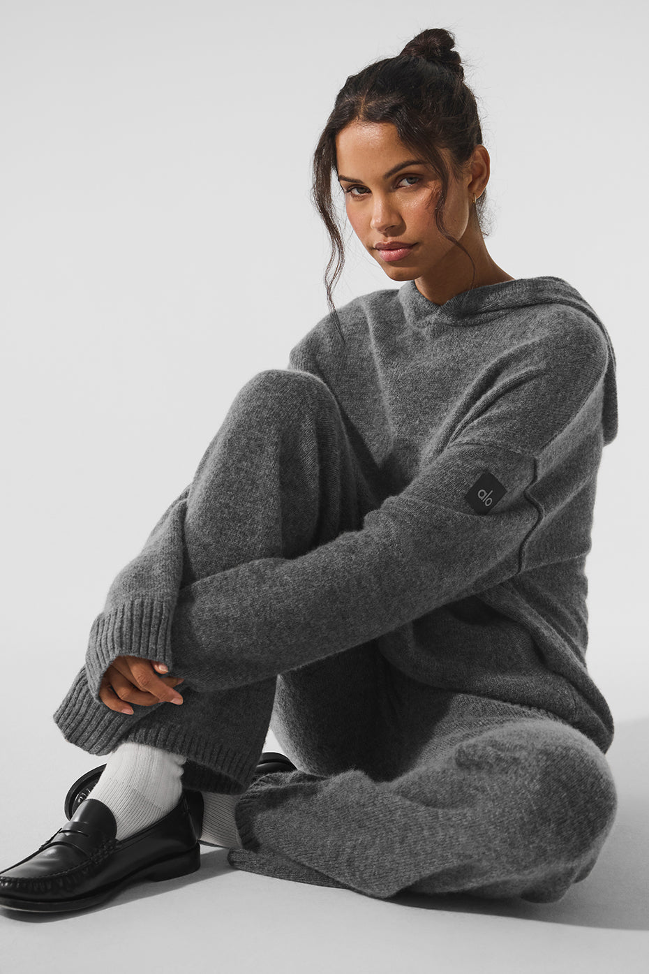 Alo Yoga Wool Cashmere New Class Sweatpant - Platinum Grey