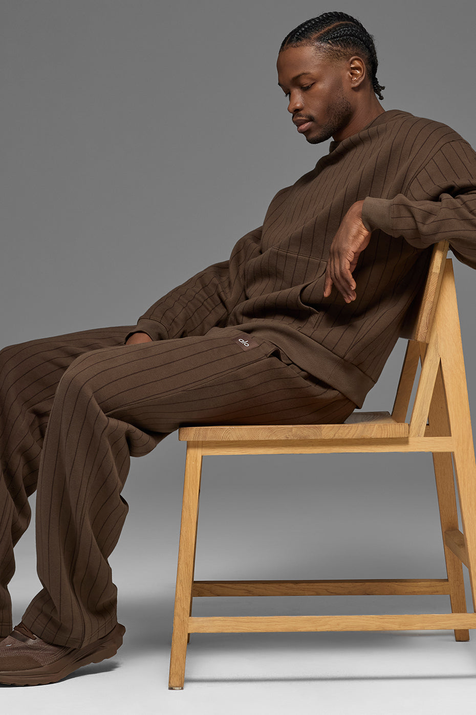 Alo Yoga Pinstripe Straight Leg Sweatpant - Espresso Pinstripe