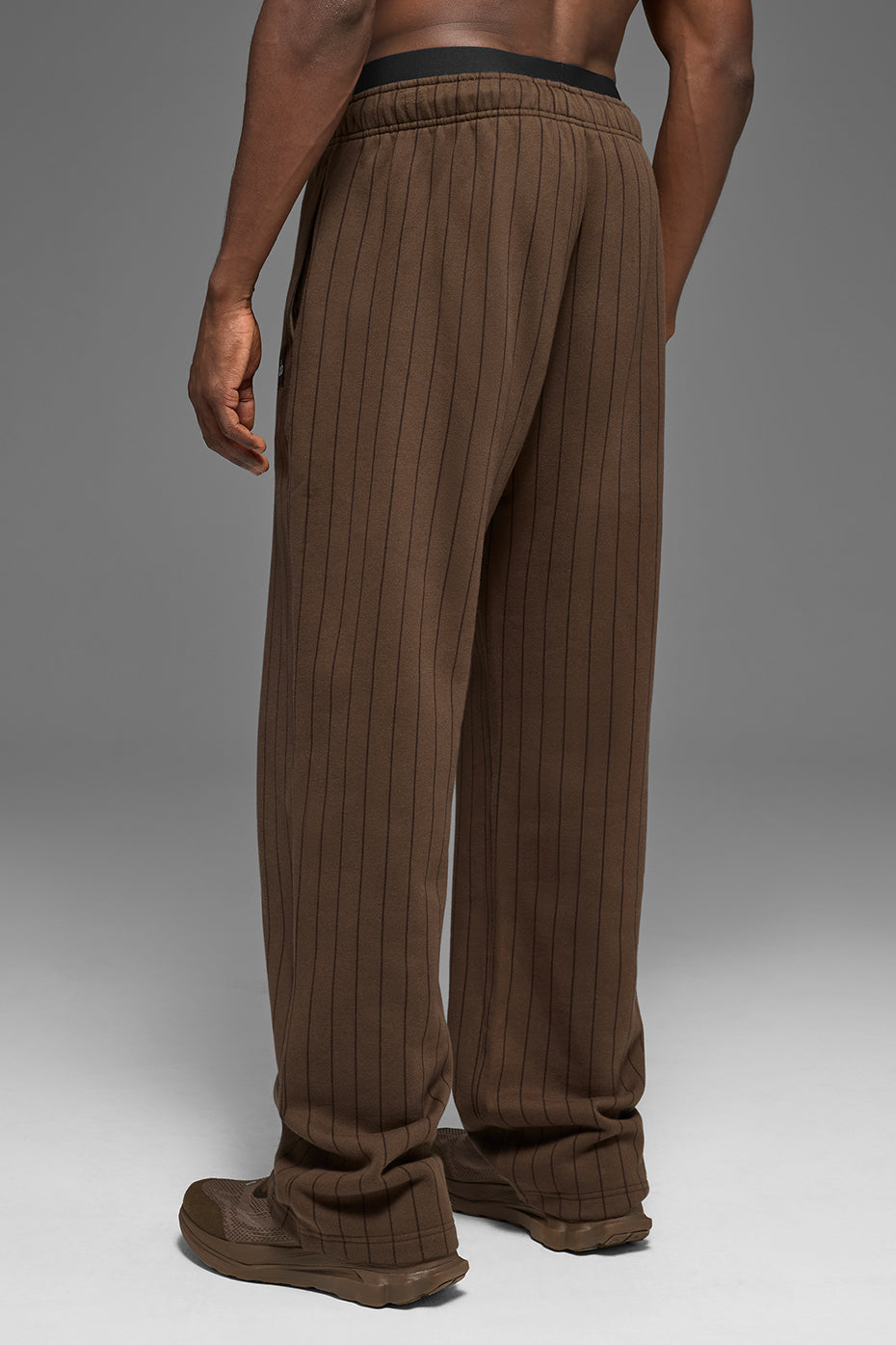 Alo Yoga Pinstripe Straight Leg Sweatpant - Espresso Pinstripe