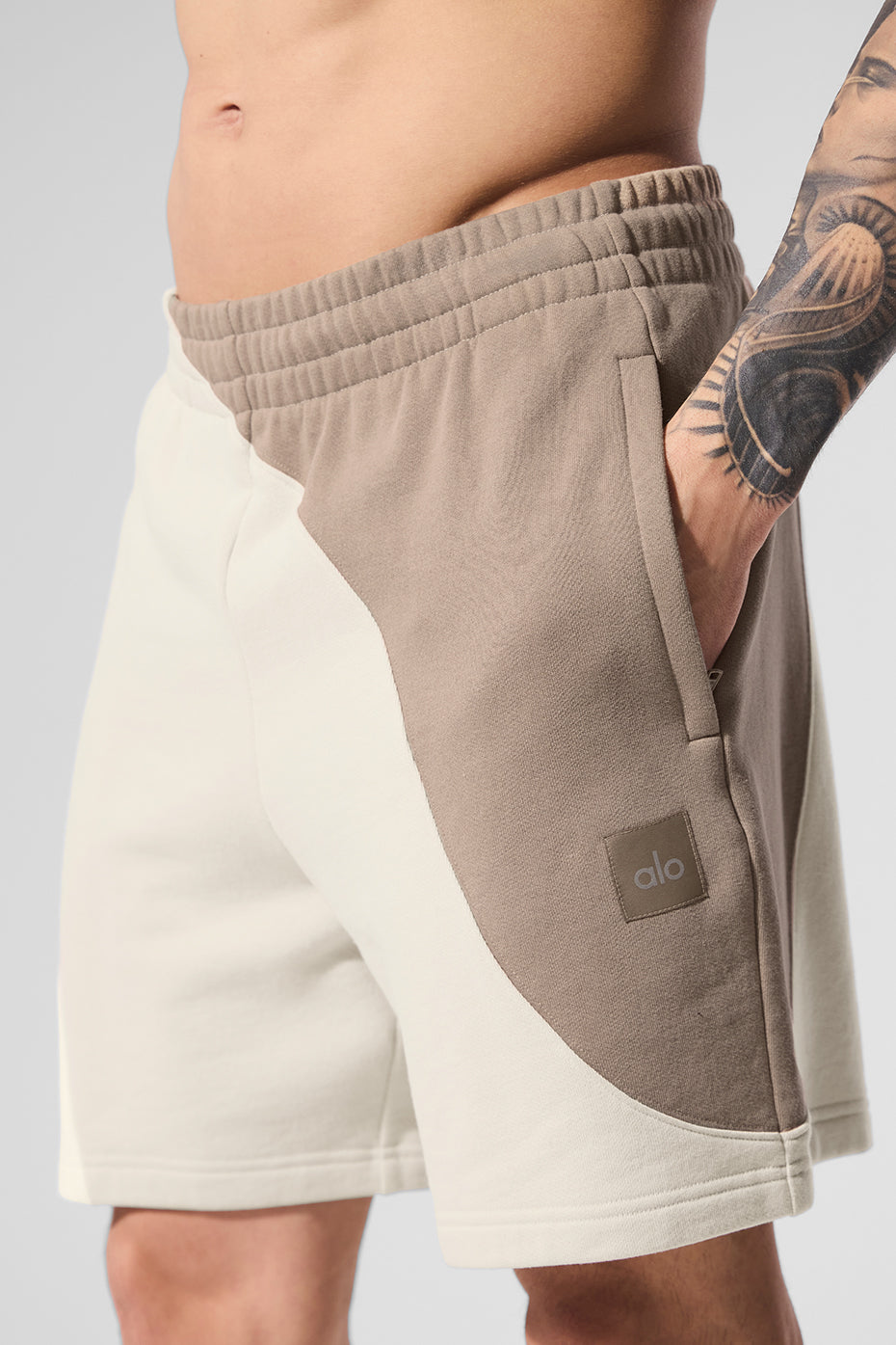 Alo Yoga 7" Make Waves Short - Ivory/Bone/Gravel