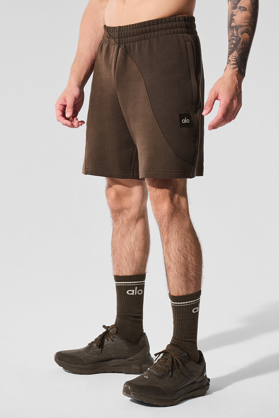 Alo Yoga 7" Make Waves Short - Espresso Tonal