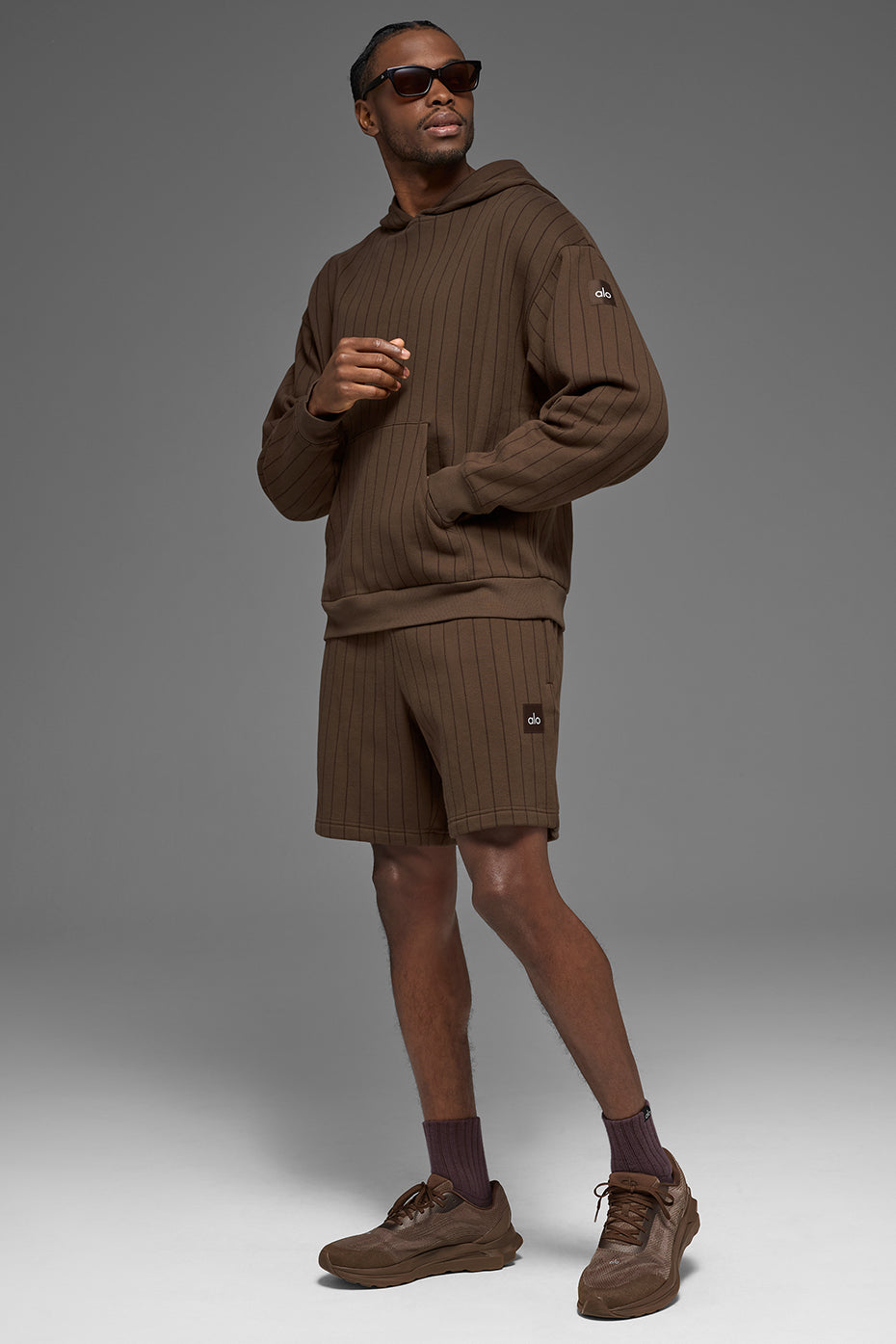 Alo Yoga 7" Pinstripe Short - Espresso Pinstripe