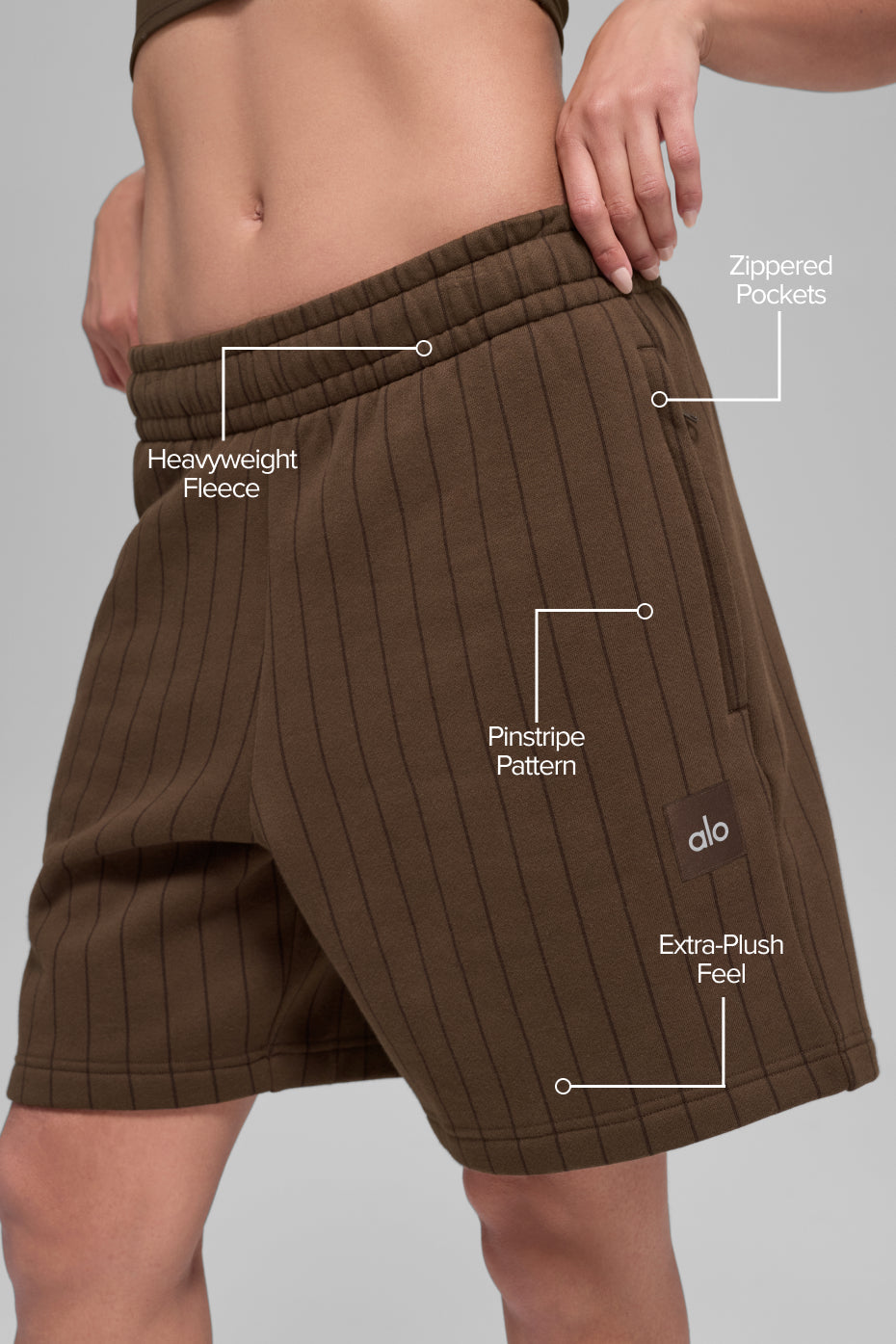 Alo Yoga 7" Pinstripe Short - Espresso Pinstripe
