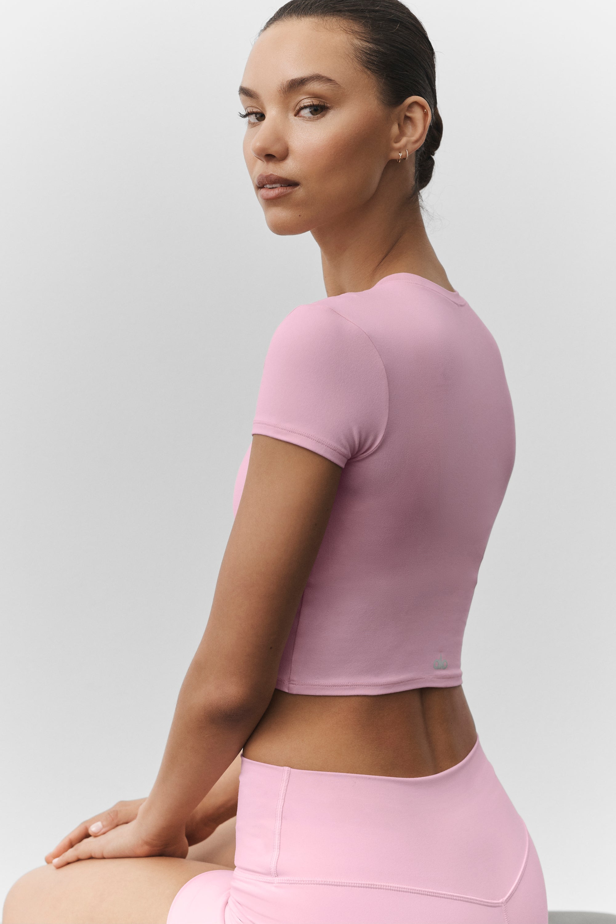 Alo Yoga Alosoft Crop Finesse Short Sleeve - Pink Marshmallow