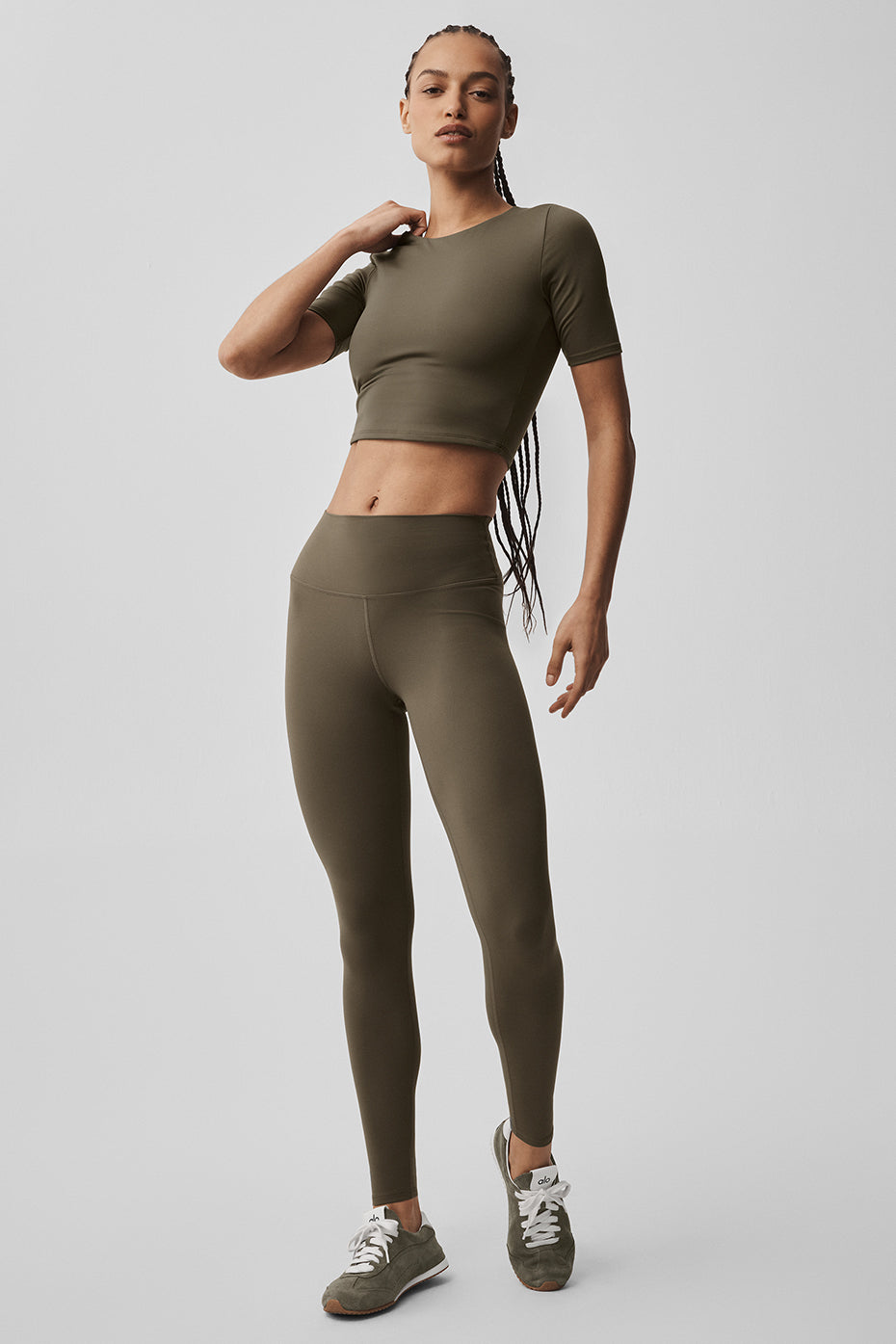 Alo Yoga ALO Softsculpt Precision Half Sleeve Tee - Olive Tree