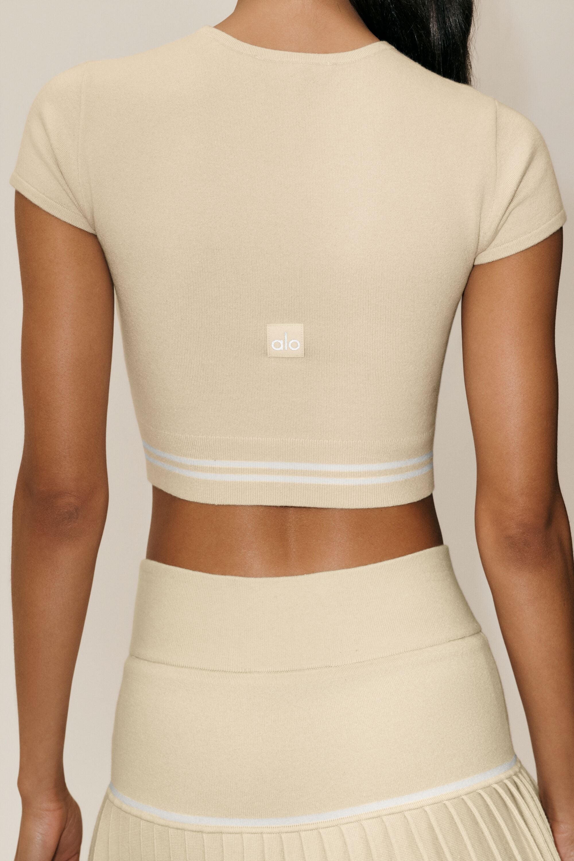 Alo Yoga Cotton Cashmere My Serve Short Sleeve - Sandy Beige/White