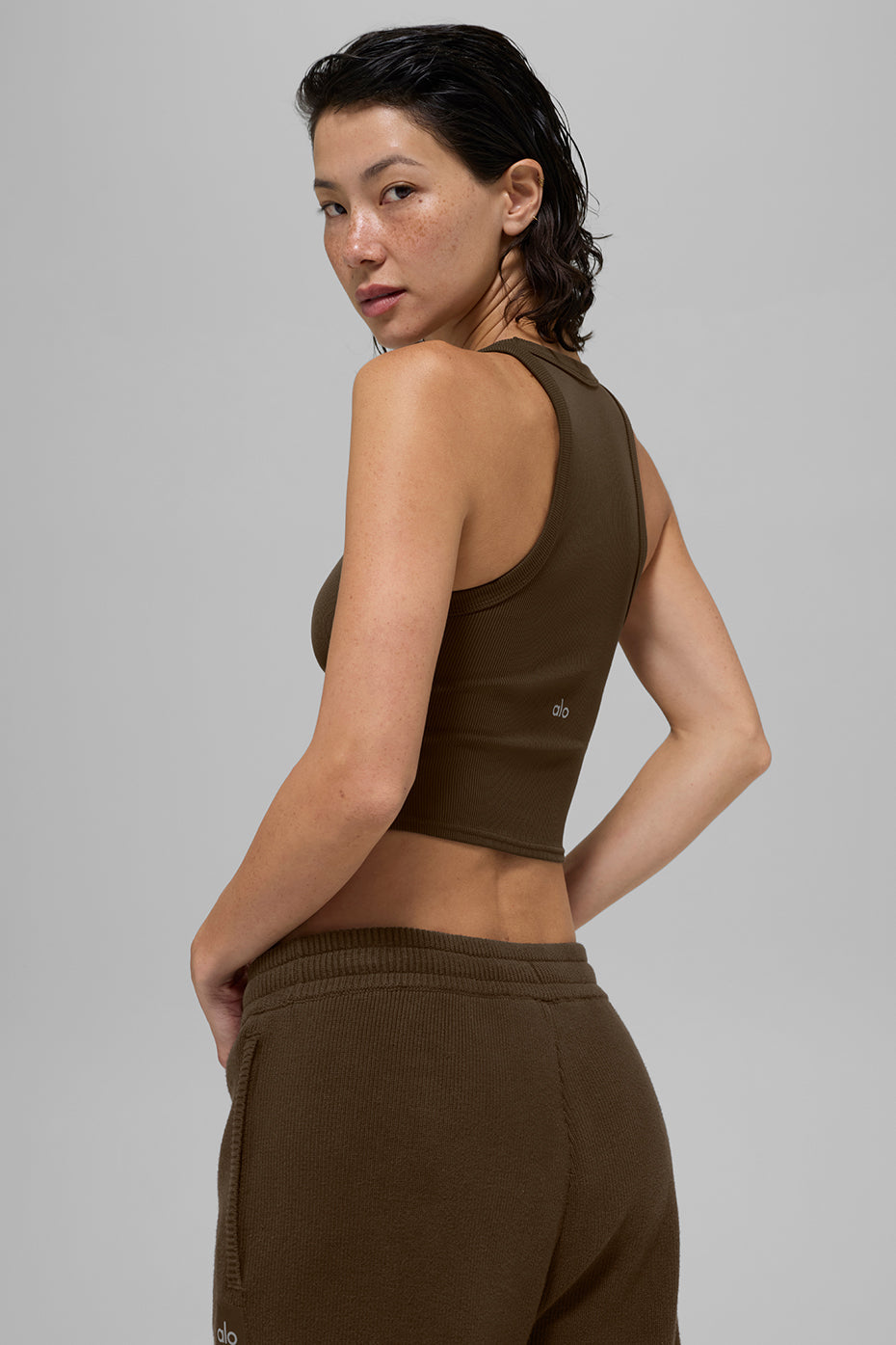 Alo Yoga Goddess Ribbed Go-To Tank - Espresso