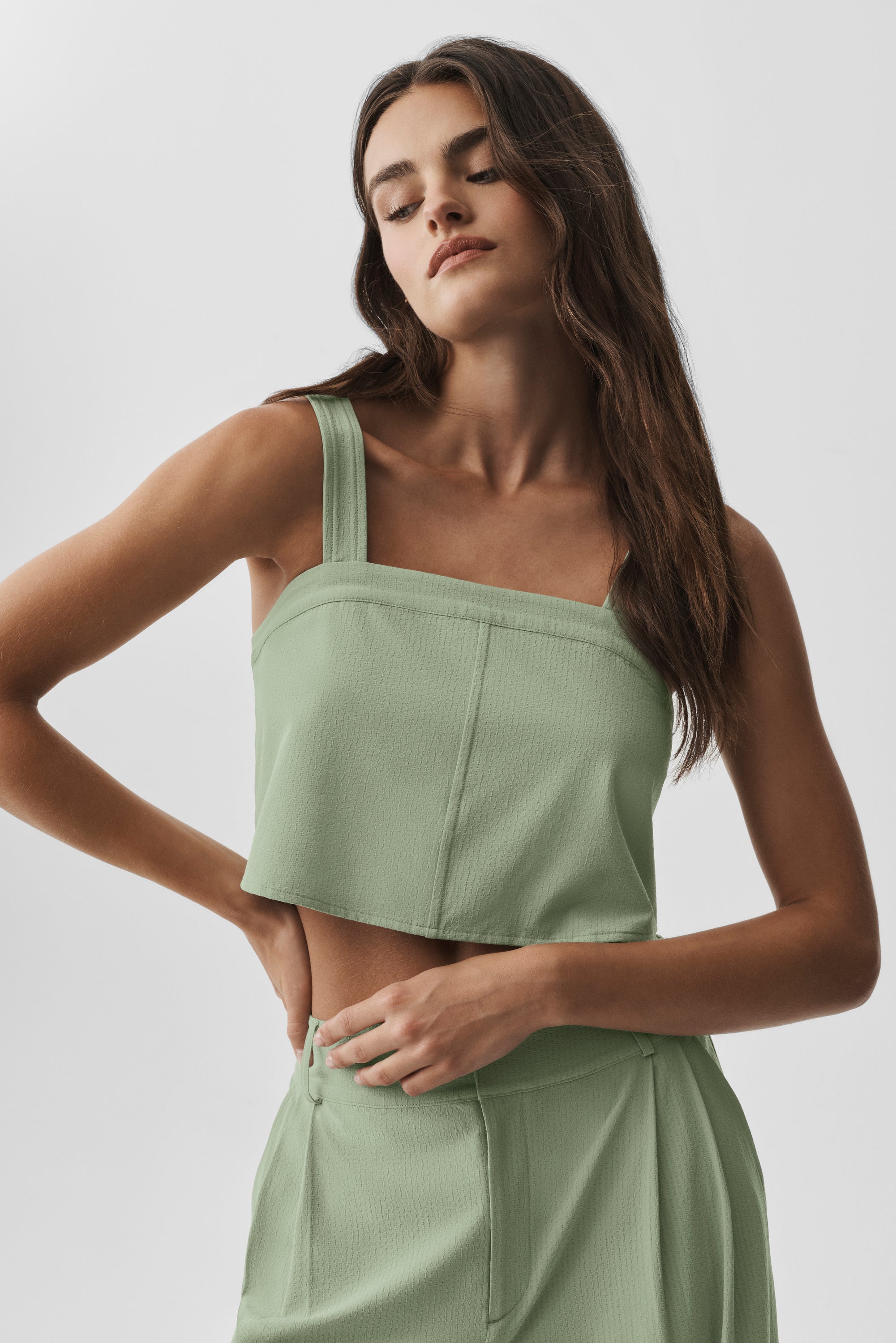 Alo Yoga Cropped Dreamscape Tank - Dune Grass