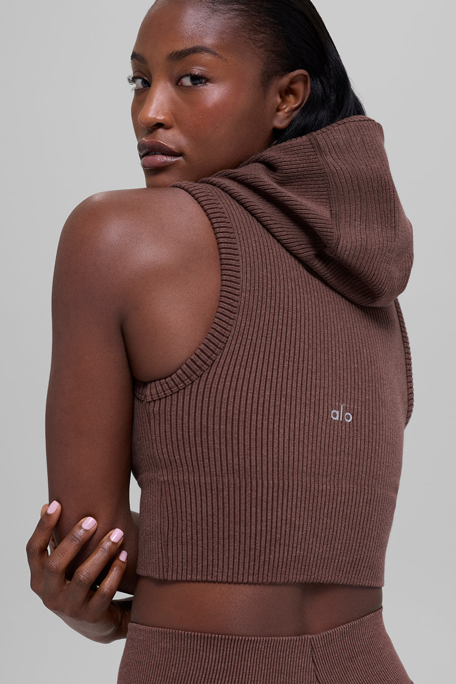 Alo Yoga Seamless Two Tone Rib Hooded Vest - Brownstone Heather