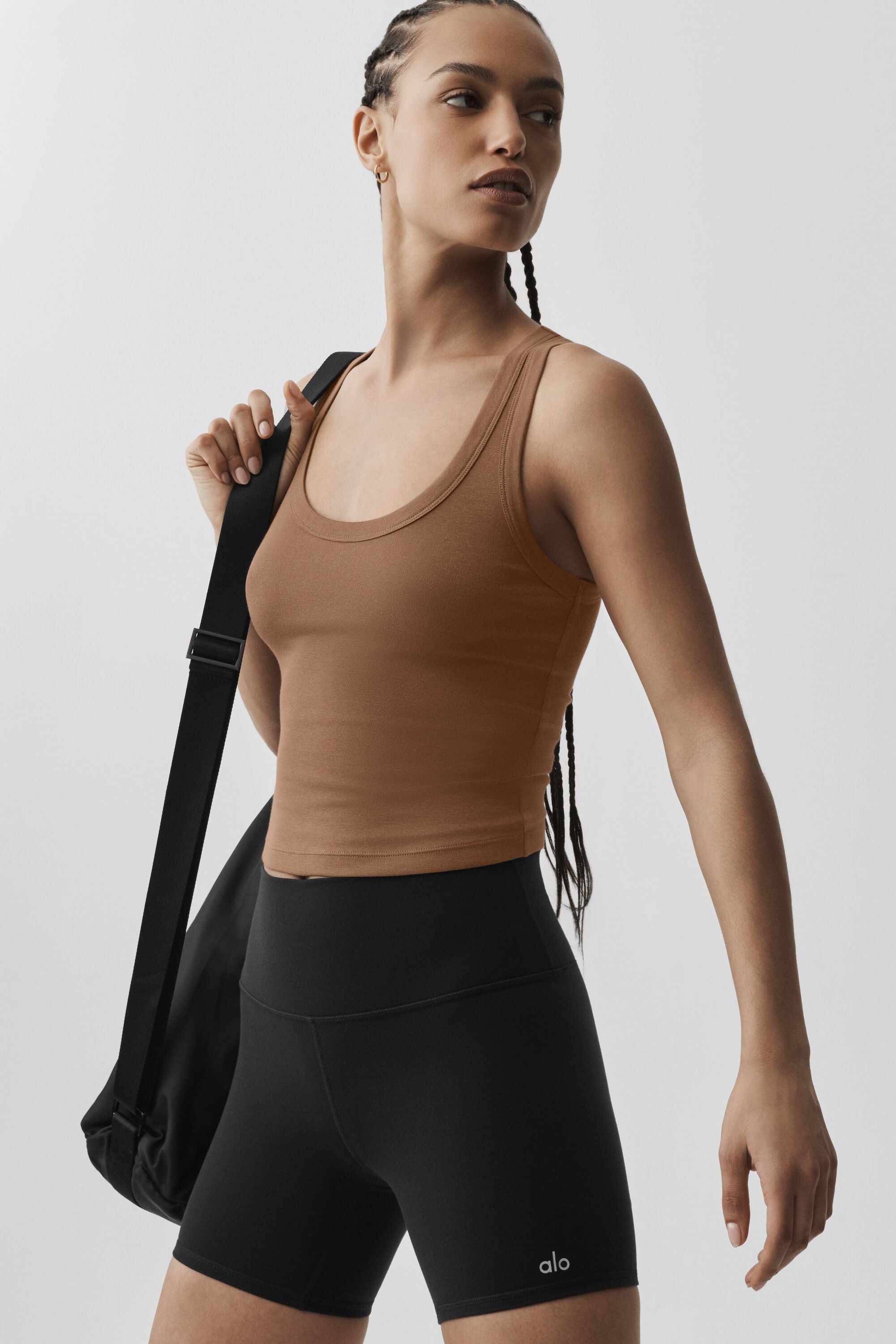 Alo Yoga Timeless Tank - Sun Kissed Brown