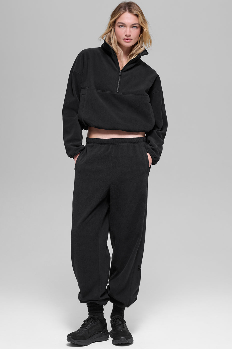 Alo Yoga Polar Fleece Retreat Cover Up - Black