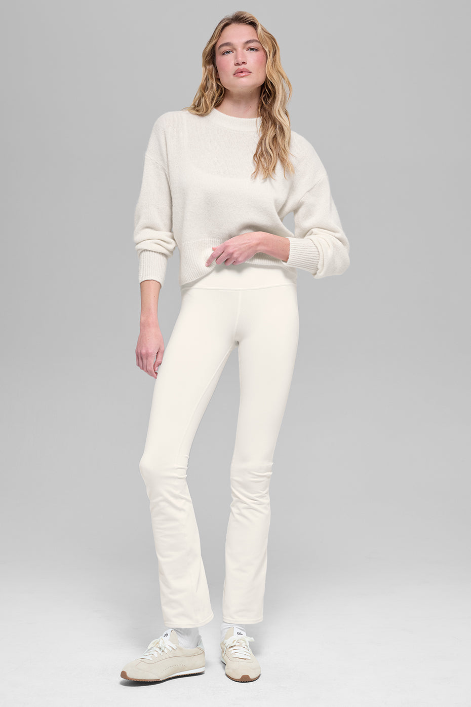 Alo Yoga Wool Cashmere Cropped New Class Crewneck Sweater - Ivory