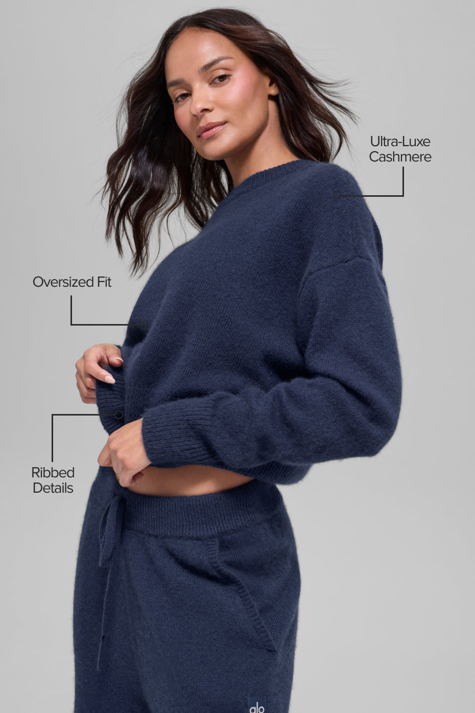 Alo Yoga Wool Cashmere Cropped New Class Crewneck Sweater - Navy