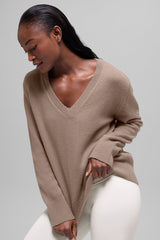 Alo Yoga Wool Cashmere New Class Oversized V-Neck Sweater - Chai Latte