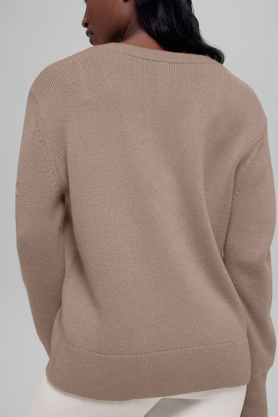 Alo Yoga Wool Cashmere New Class Oversized V-Neck Sweater - Chai Latte