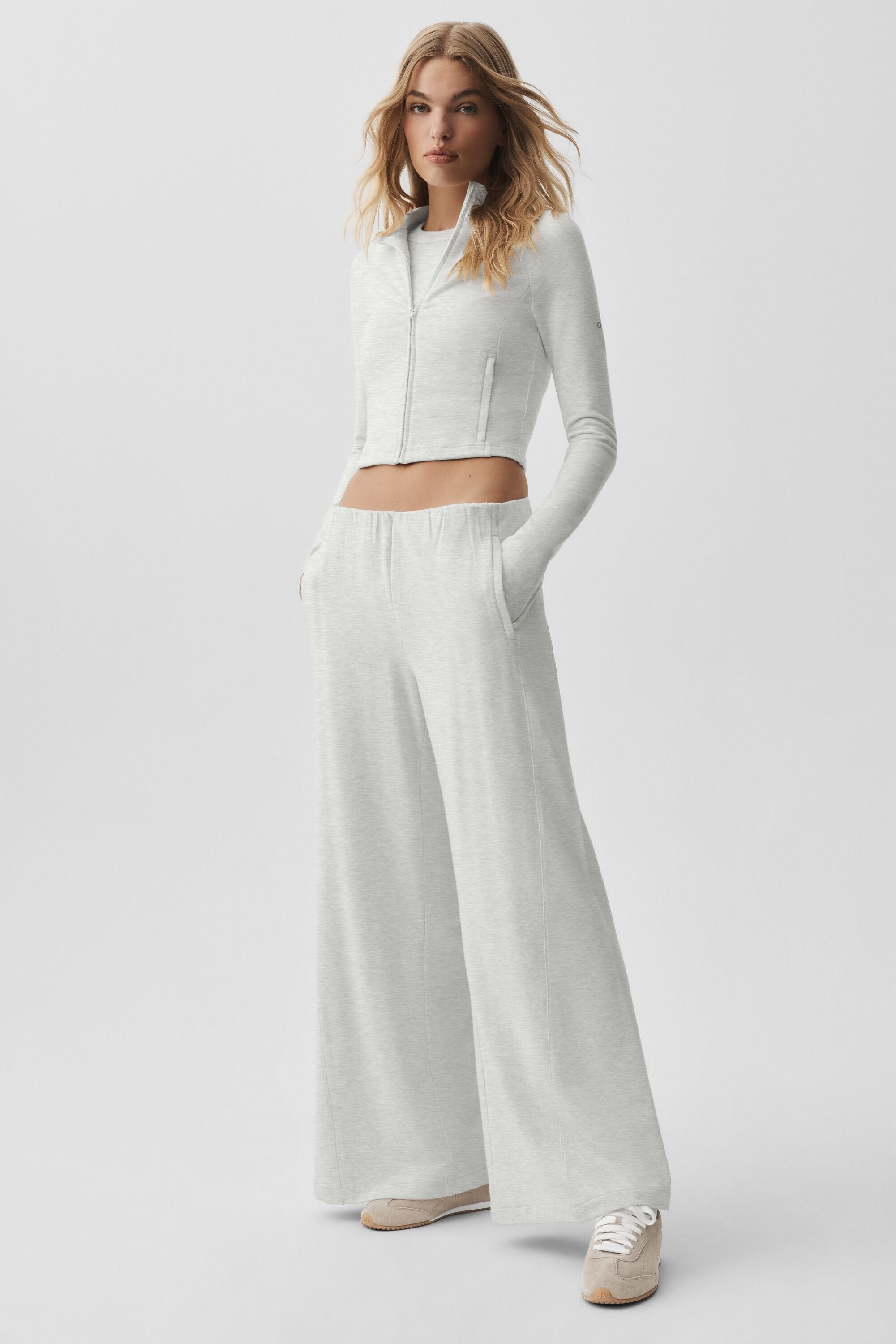 Alo Yoga Sway On The Go Jacket - White Heather