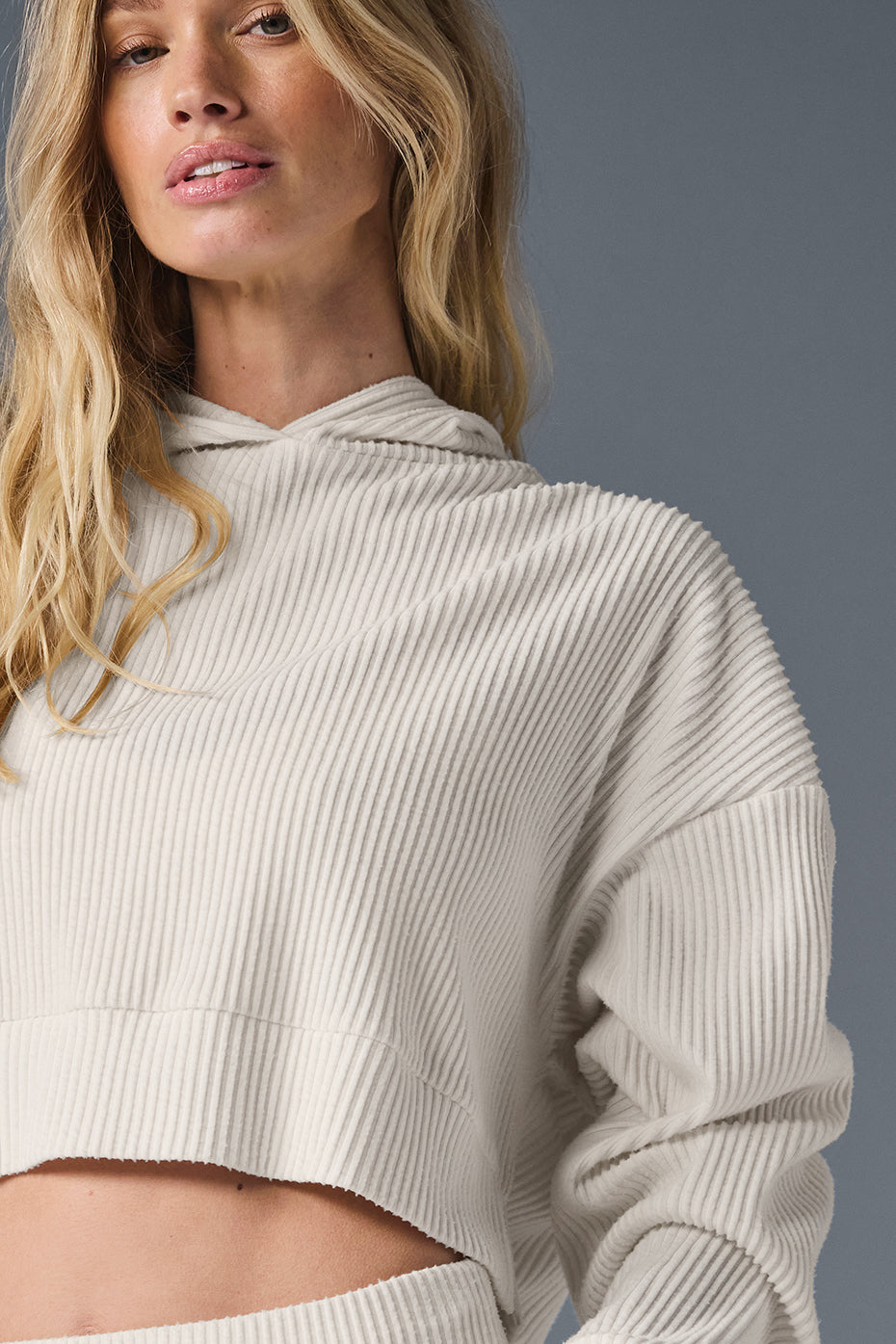 Alo Yoga Muse Hoodie - Ivory