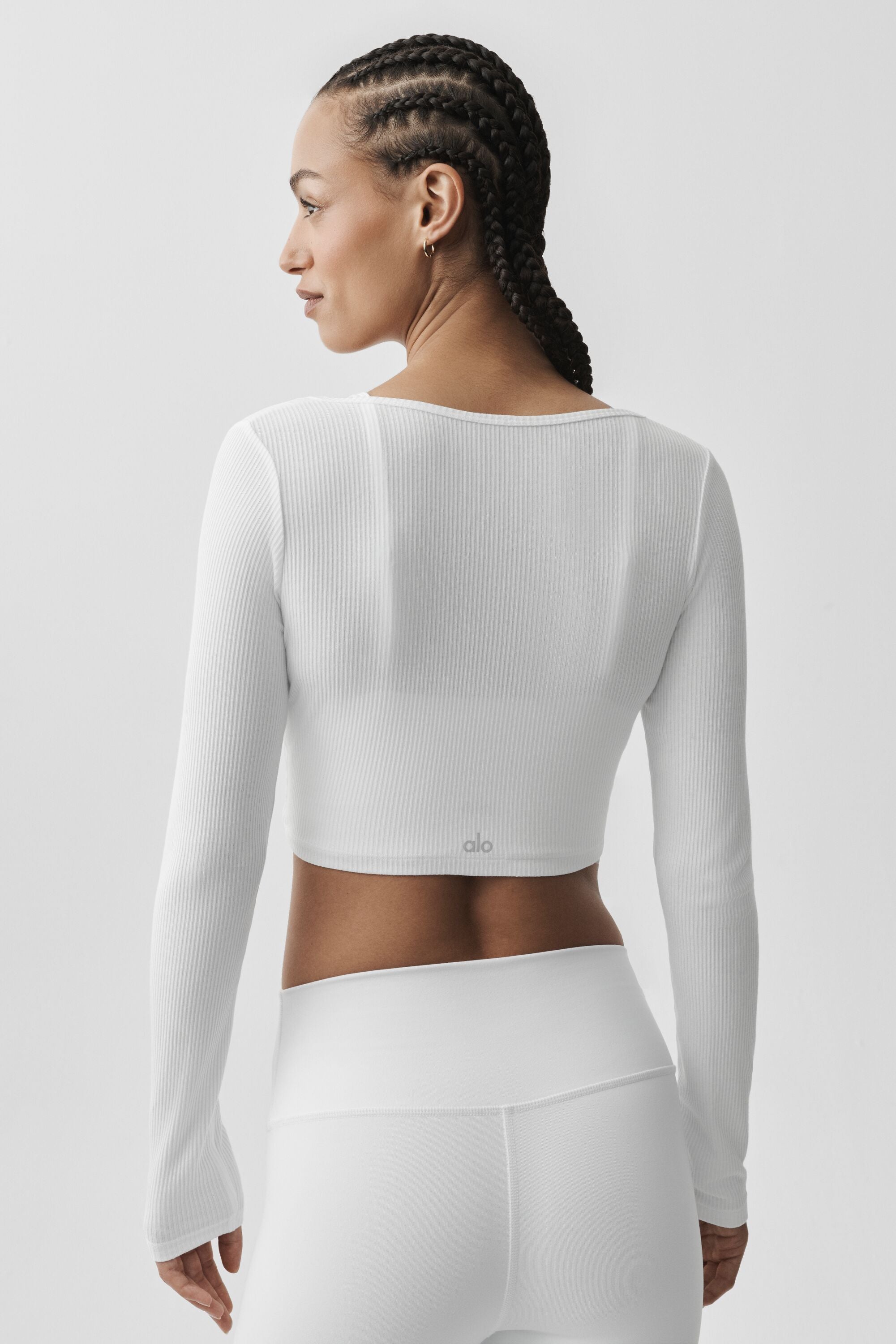 Alo Yoga Ribbed Cropped Whisper Cardigan - White