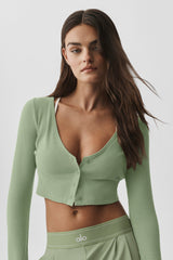Alo Yoga Ribbed Cropped Whisper Cardigan - Dune Grass