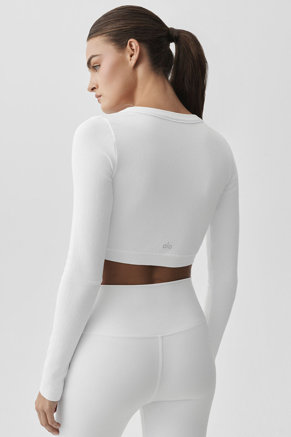 Alo Yoga Seamless Ribbed Cropped Serene Long Sleeve - White