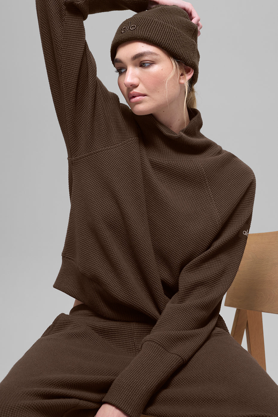 Alo Yoga Waffle Weekend Escape Mock Neck Long Sleeve - Espresso