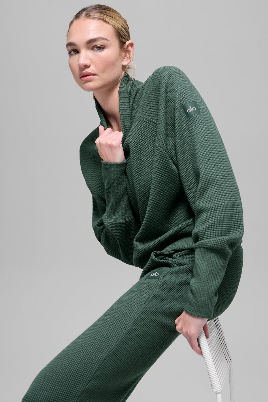 Alo Yoga Waffle Weekend Escape Mock Neck Long Sleeve - Clover Green