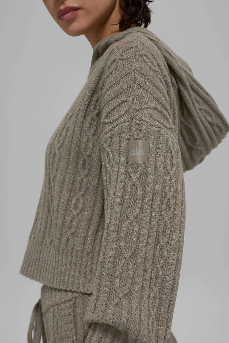 Alo Yoga Cable Knit Winter Bliss Hoodie - Light Cocoa
