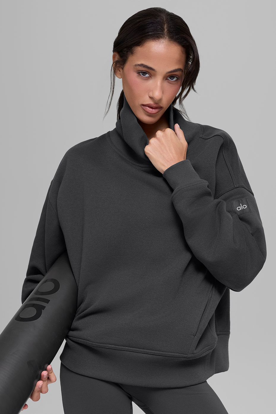 Alo Yoga Hazy Mock Neck Pullover - Anthracite