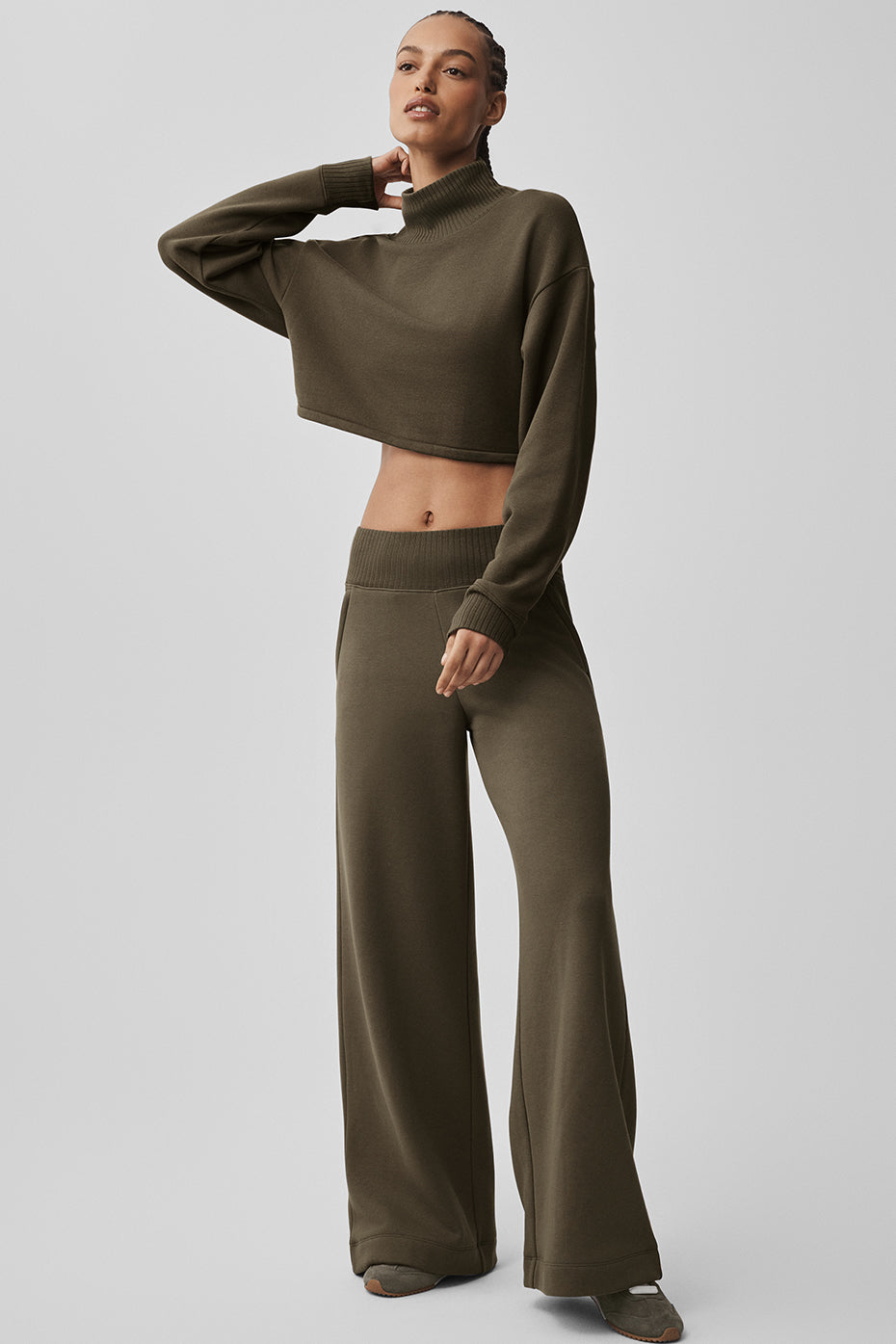 Alo Yoga Cropped Serenity Coverup - Olive Tree