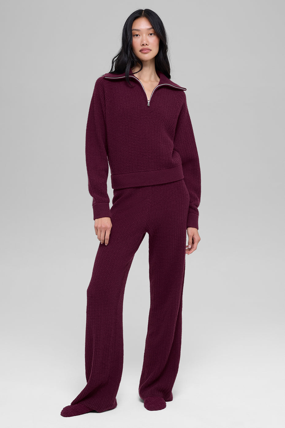 Alo Yoga Cashmere Plush Waffle 1/4 Zip Pullover - Burgundy