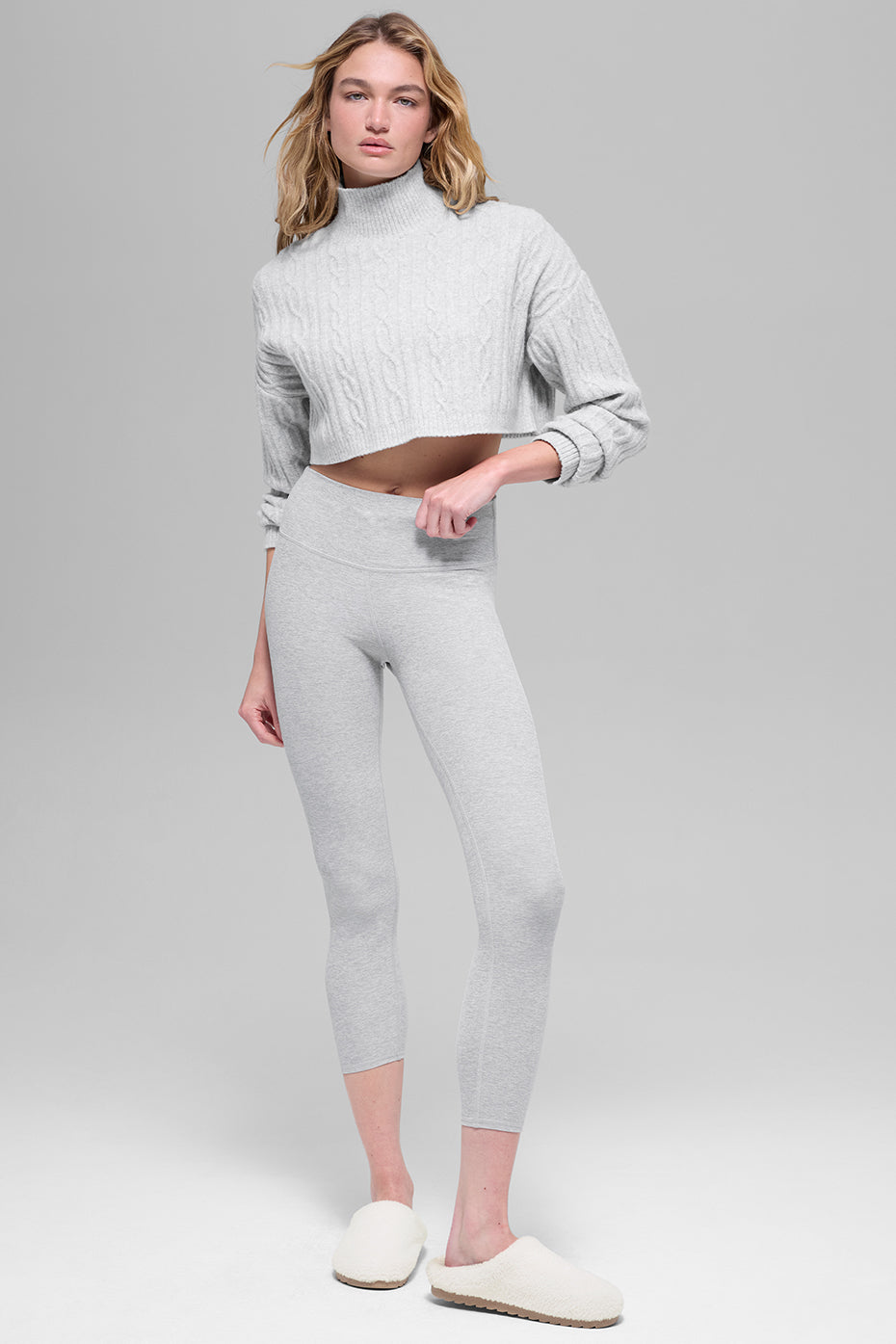 Alo Yoga Cable Knit Cropped Winter Bliss Turtleneck Long Sleeve - Athletic Heather Grey