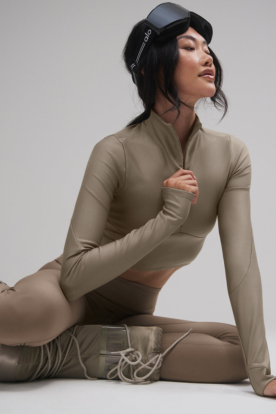 Alo Yoga Airlift Winter Warm Ski Time Long Sleeve - Light Cocoa
