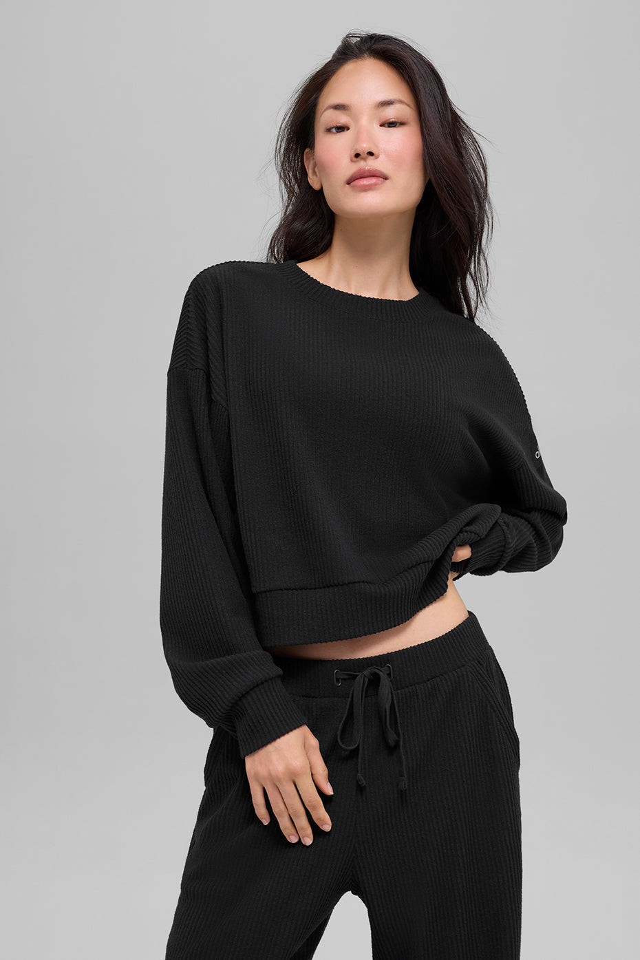 Alo Yoga Muse Crew Neck Pullover - Black