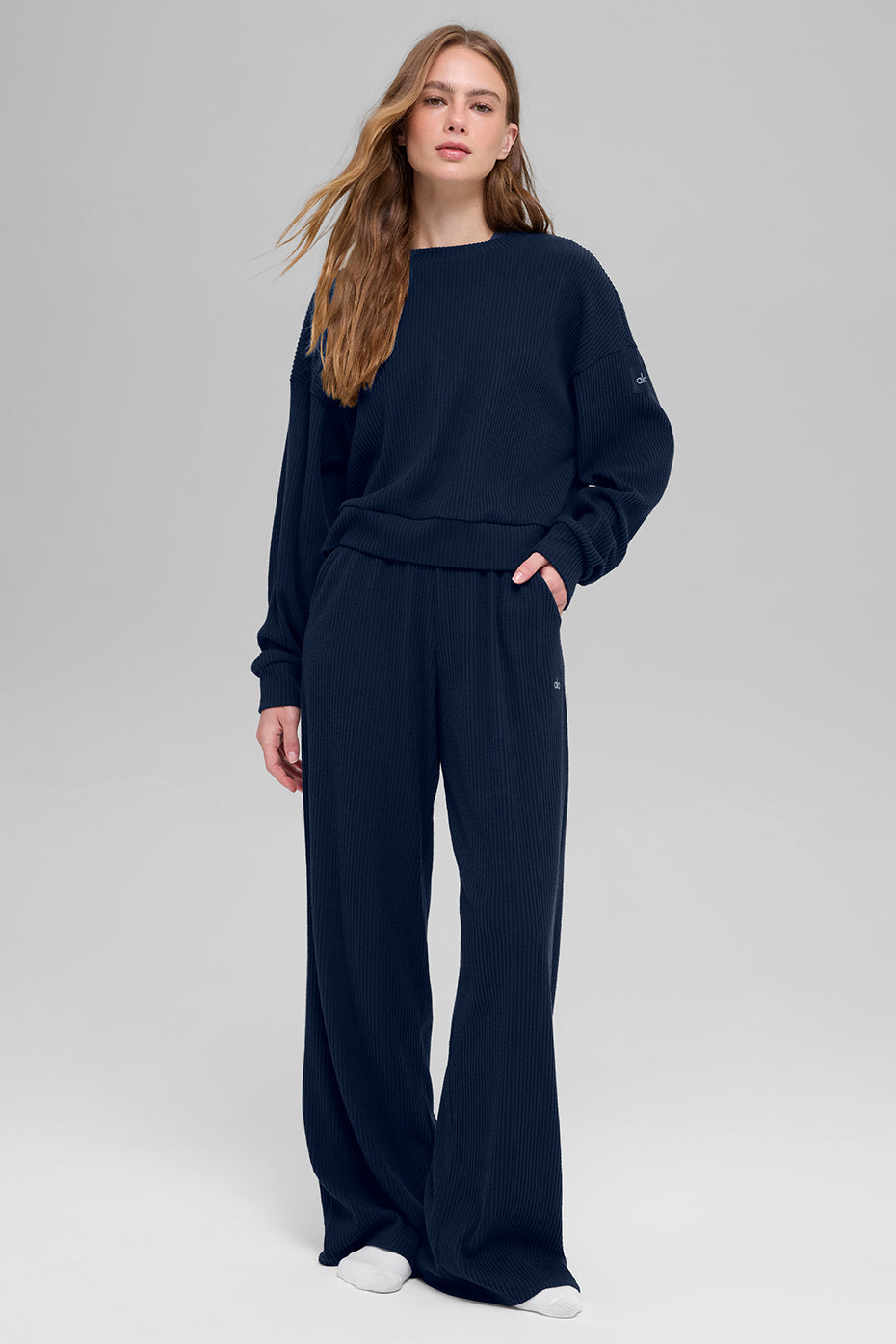 Alo Yoga Muse Crew Neck Pullover - Navy