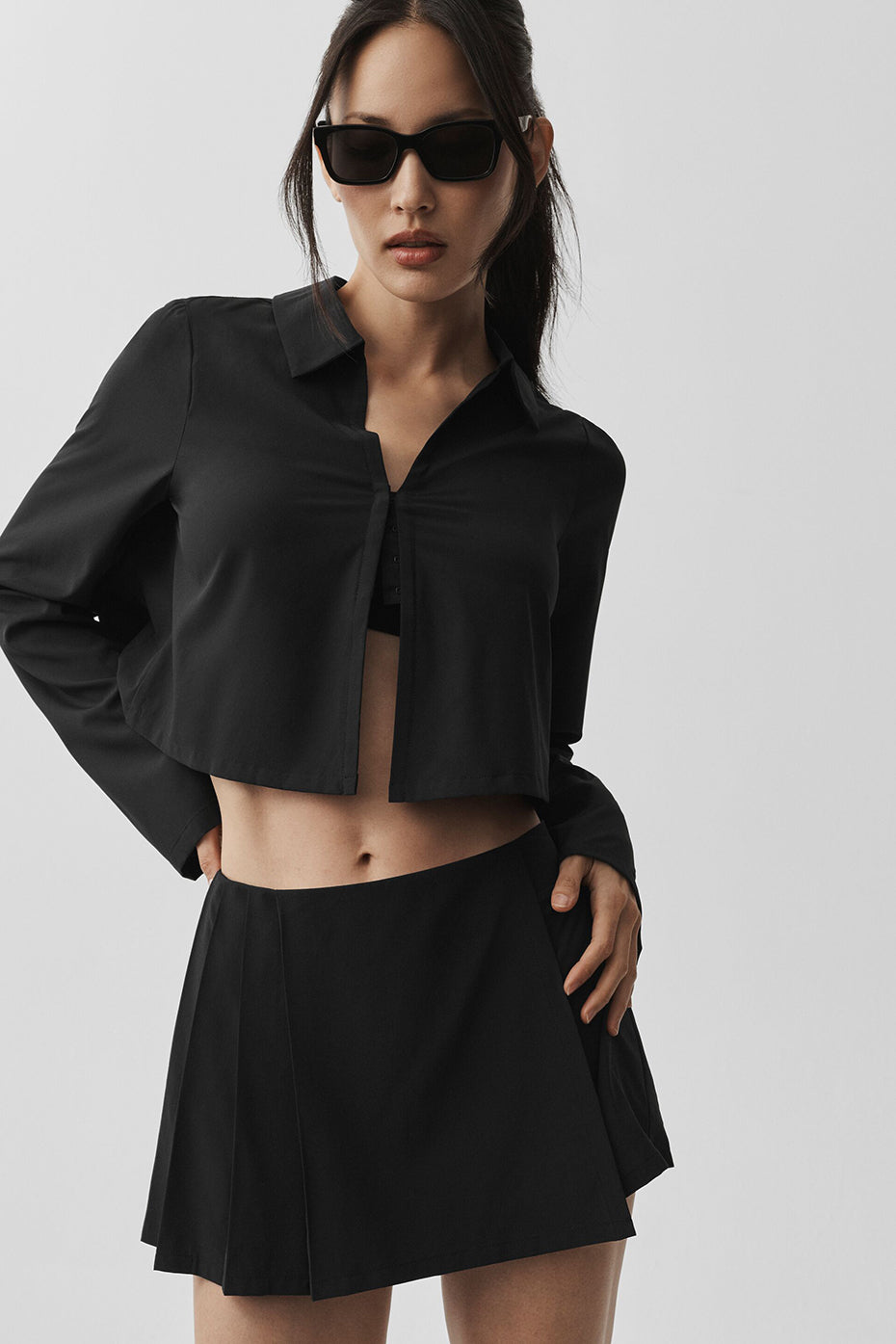 Alo Yoga Cropped Unmatched Long Sleeve - Black