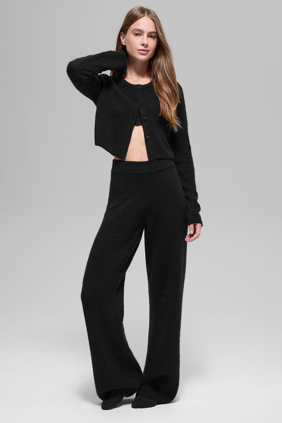 Alo Yoga Wool Cashmere New Class Cropped Cardigan - Black