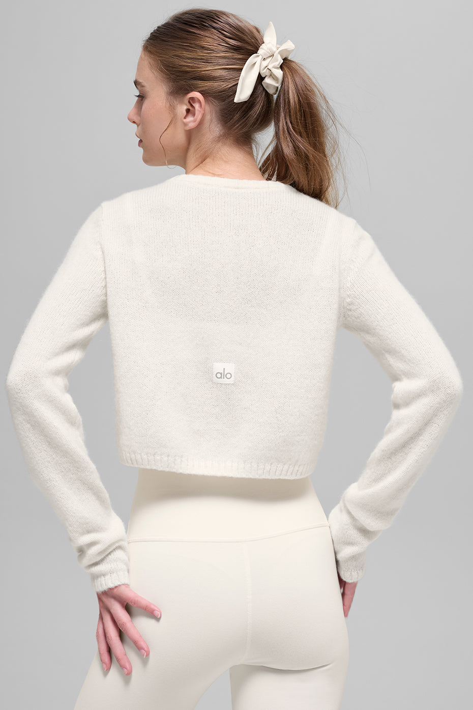 Alo Yoga Wool Cashmere New Class Cropped Cardigan - Ivory