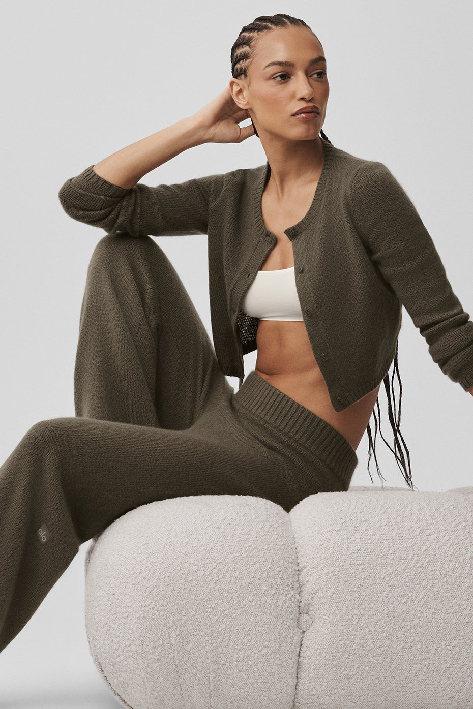 Alo Yoga Wool Cashmere New Class Cropped Cardigan - Olive Tree