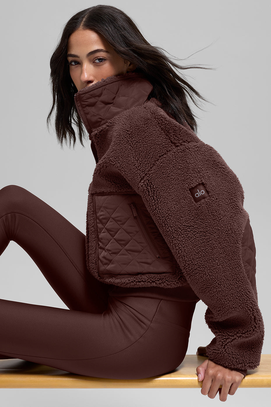Alo Yoga Sherpa Edge Bomber - Brownstone