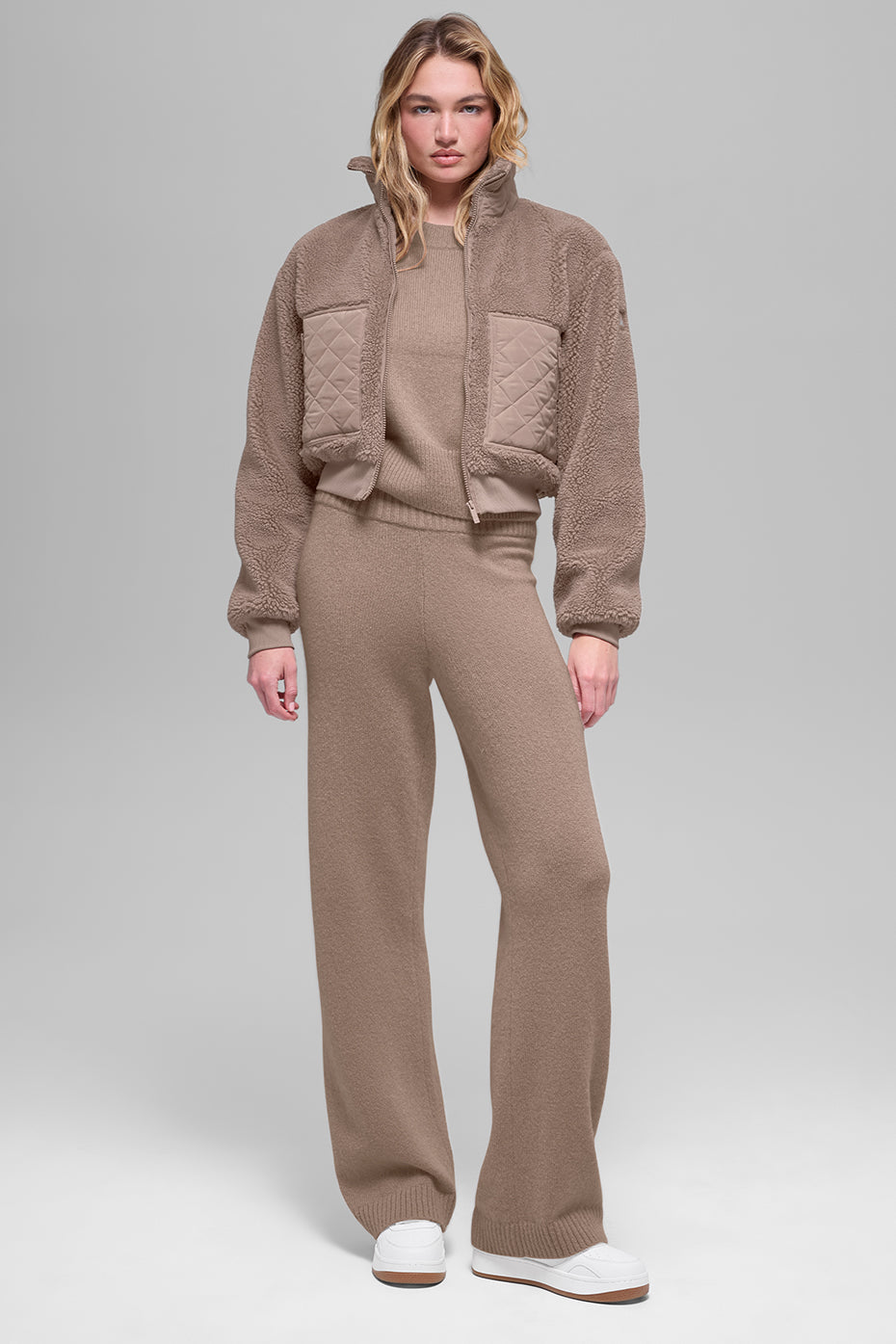 Alo Yoga Sherpa Edge Bomber - Chai Latte