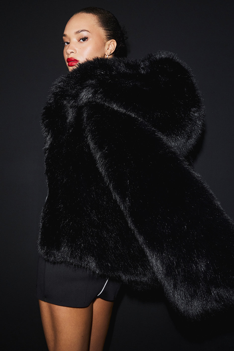 Alo Yoga Opulent Faux Fur Statement Jacket - Black