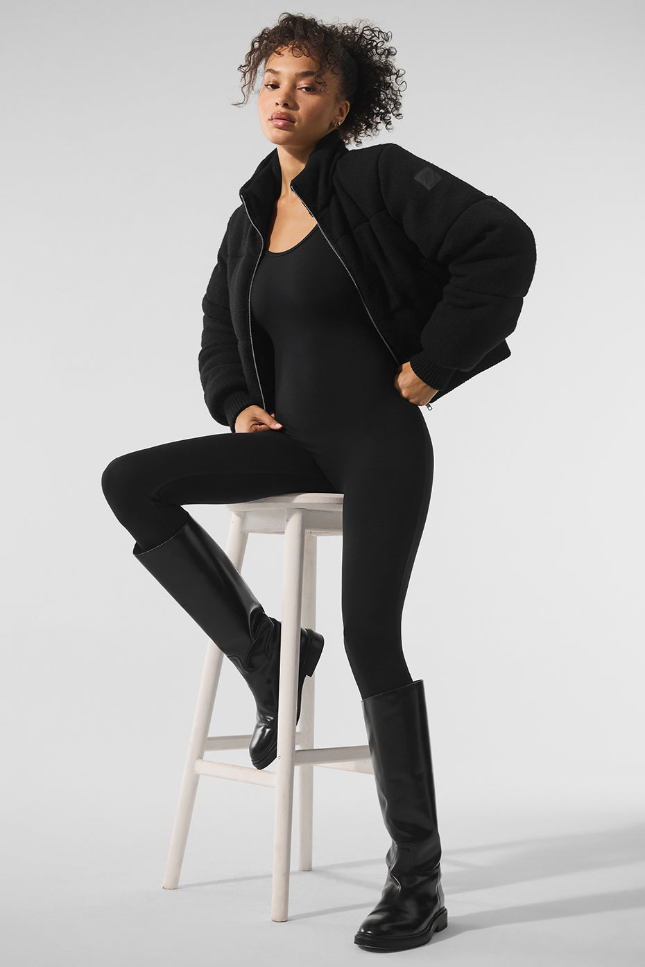 Alo Yoga Darling Sweater Puffer - Black