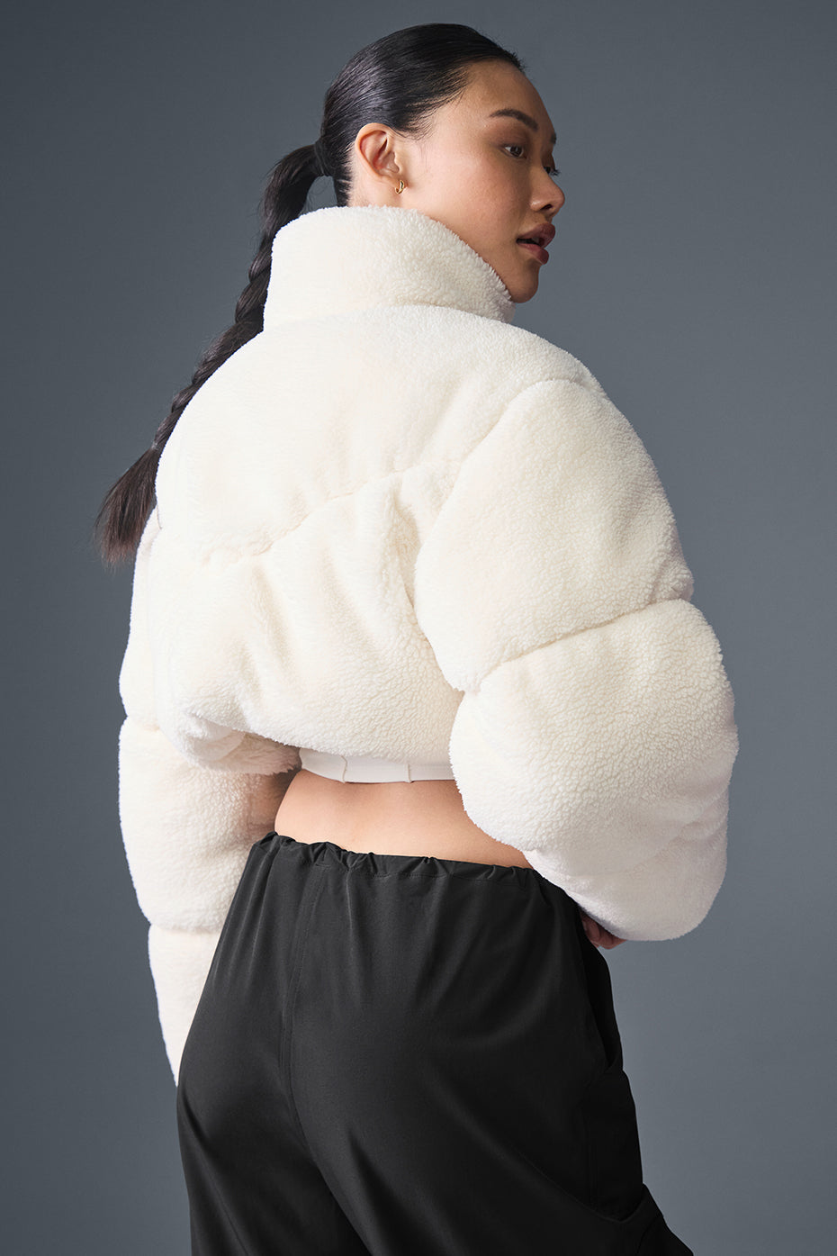 Alo Yoga Sherpa Main Act Corset Puffer - Ivory